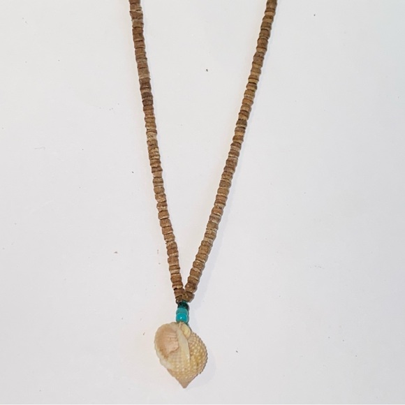 Vintage Wooden Seed Bead and SeaShell Necklace with Faux Turquoise Accent - Picture 9 of 9